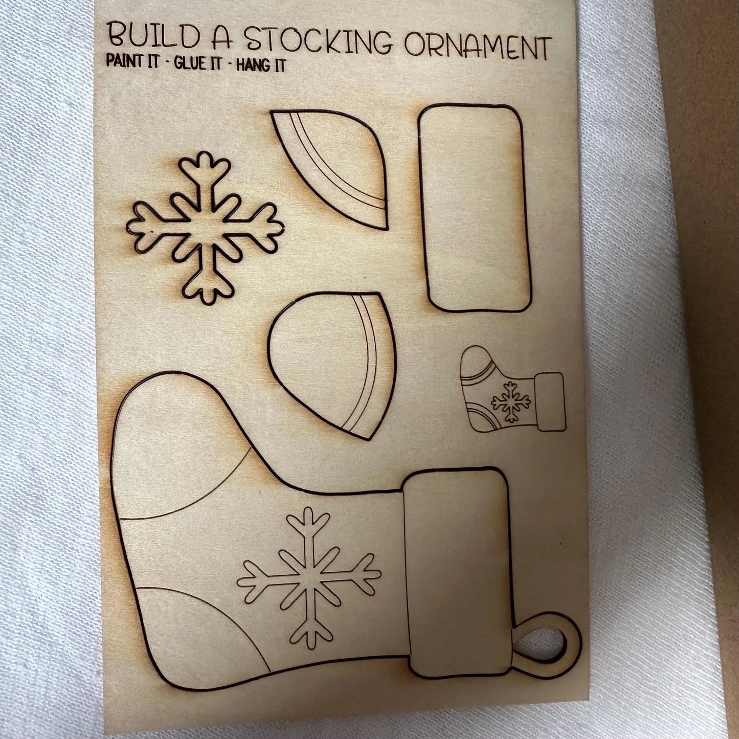 Build an ornament kit Christmas